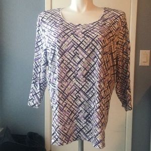 Purple gray and white three-quarter sleeve T-shirt